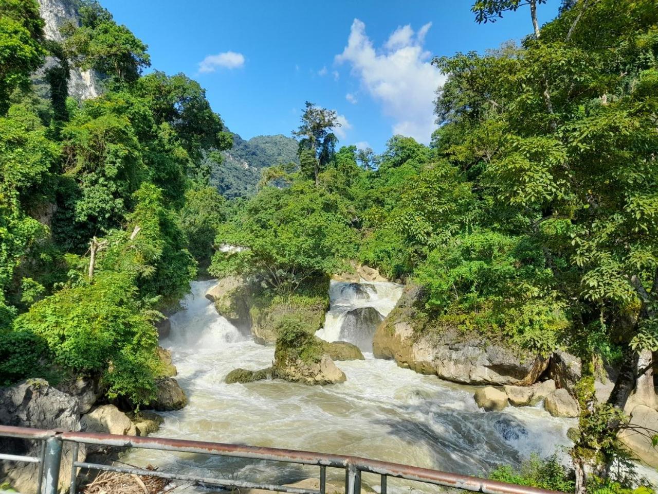 Khach San Vuon Quoc Gia Ba Be Hotel Bac Kan Eksteriør billede