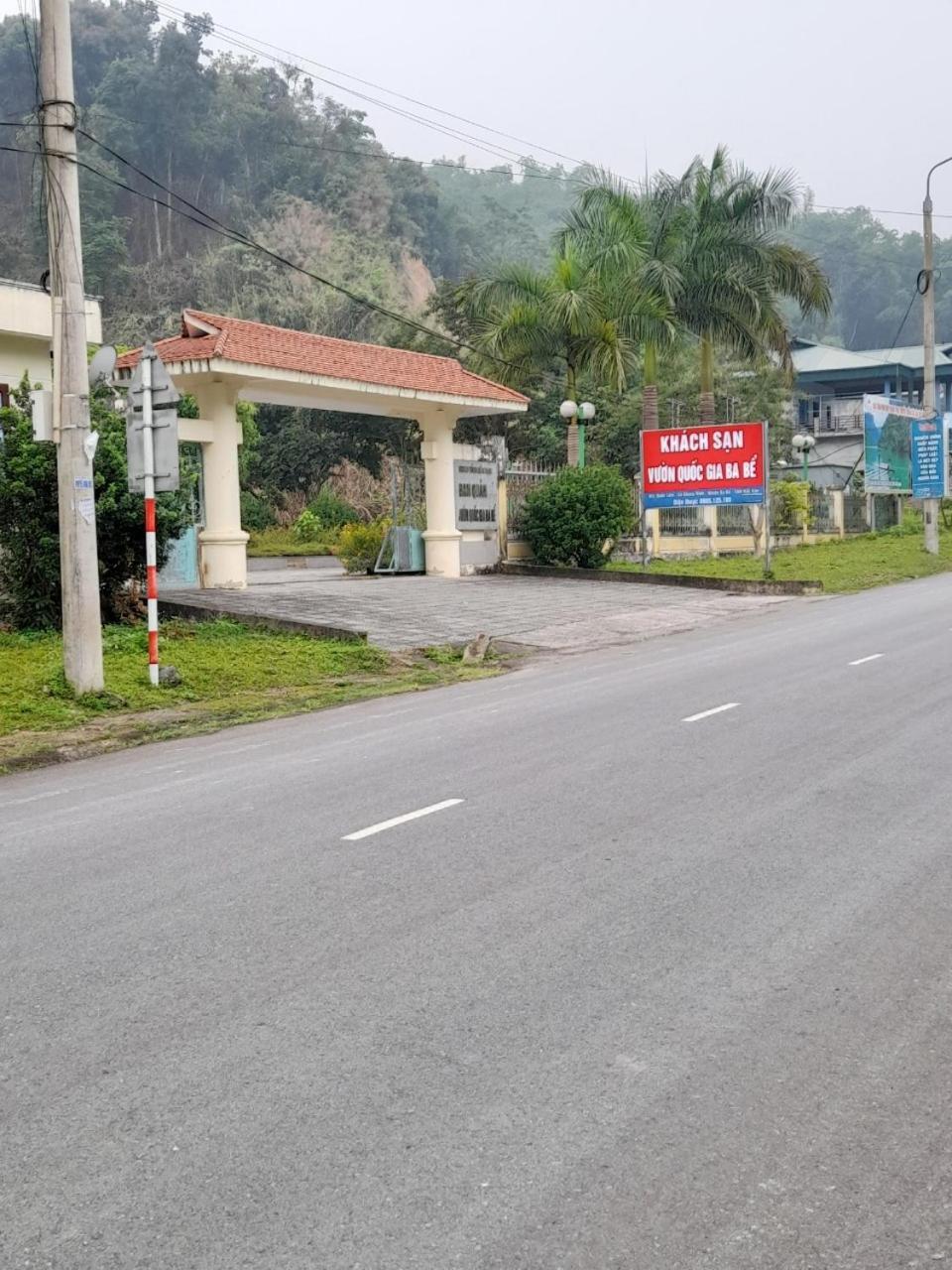 Khach San Vuon Quoc Gia Ba Be Hotel Bac Kan Eksteriør billede
