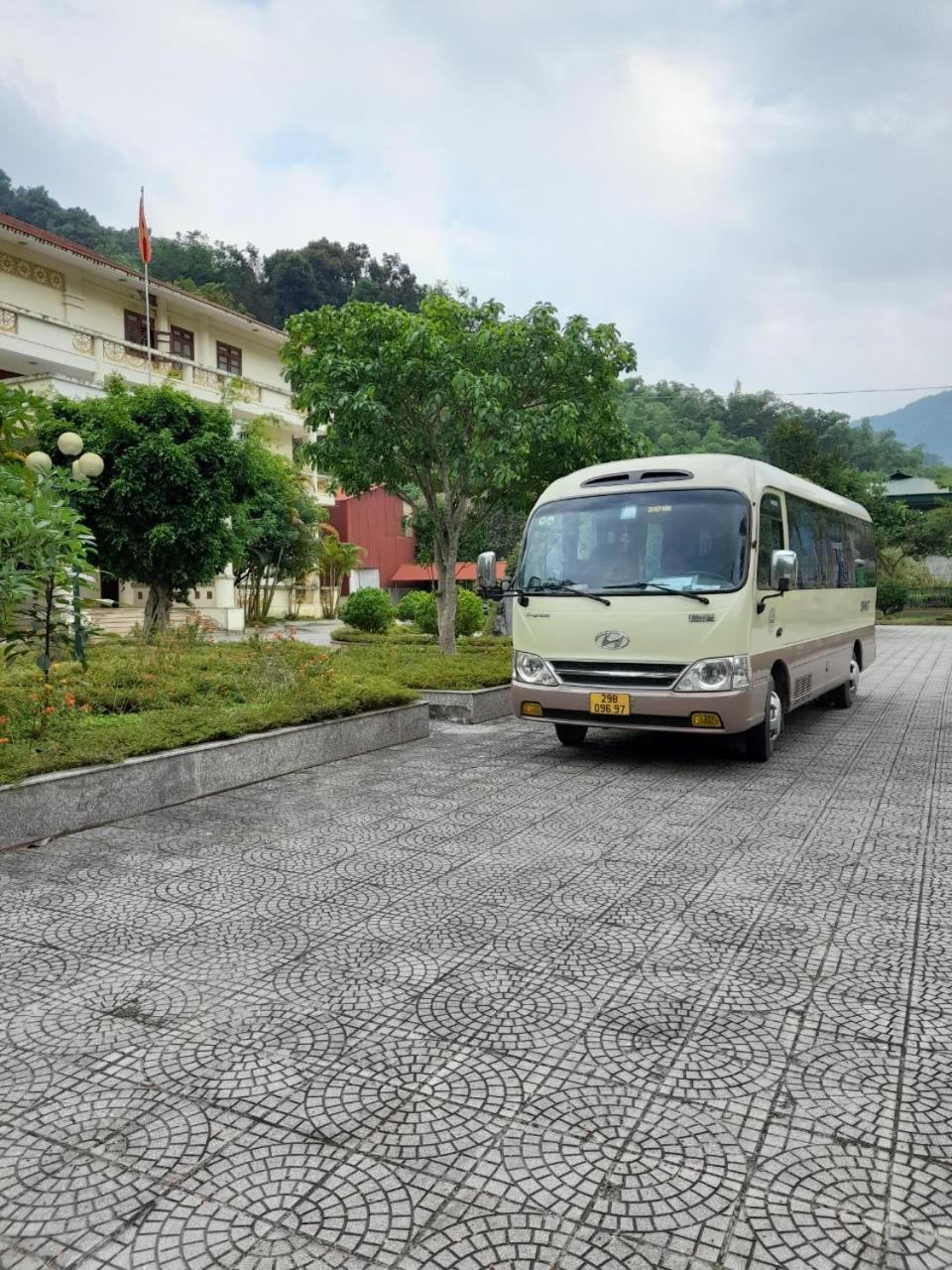 Khach San Vuon Quoc Gia Ba Be Hotel Bac Kan Eksteriør billede