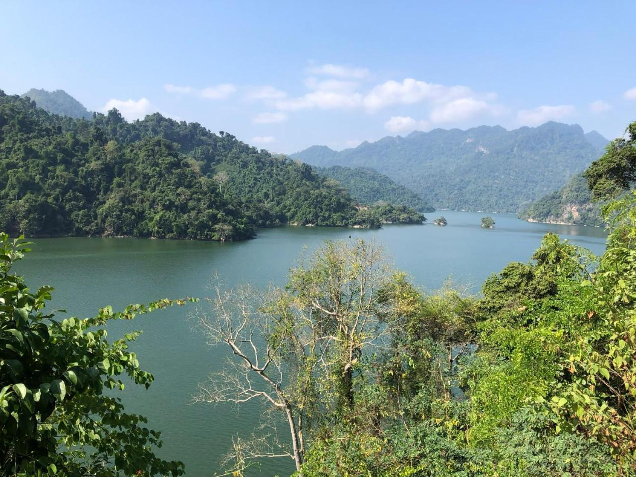 Khach San Vuon Quoc Gia Ba Be Hotel Bac Kan Eksteriør billede