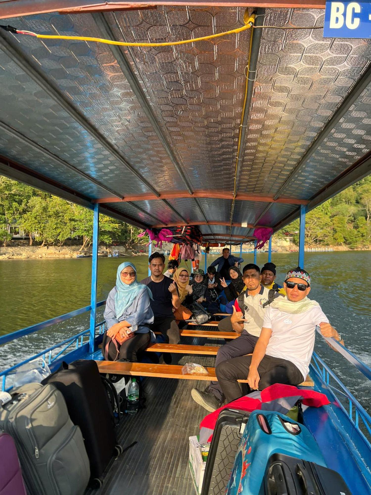 Khach San Vuon Quoc Gia Ba Be Hotel Bac Kan Eksteriør billede